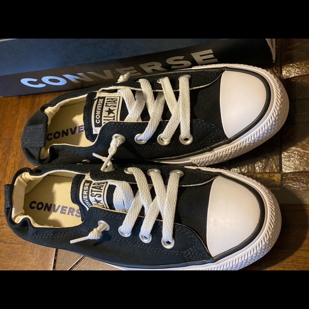 Black Ct shoreline slip converse